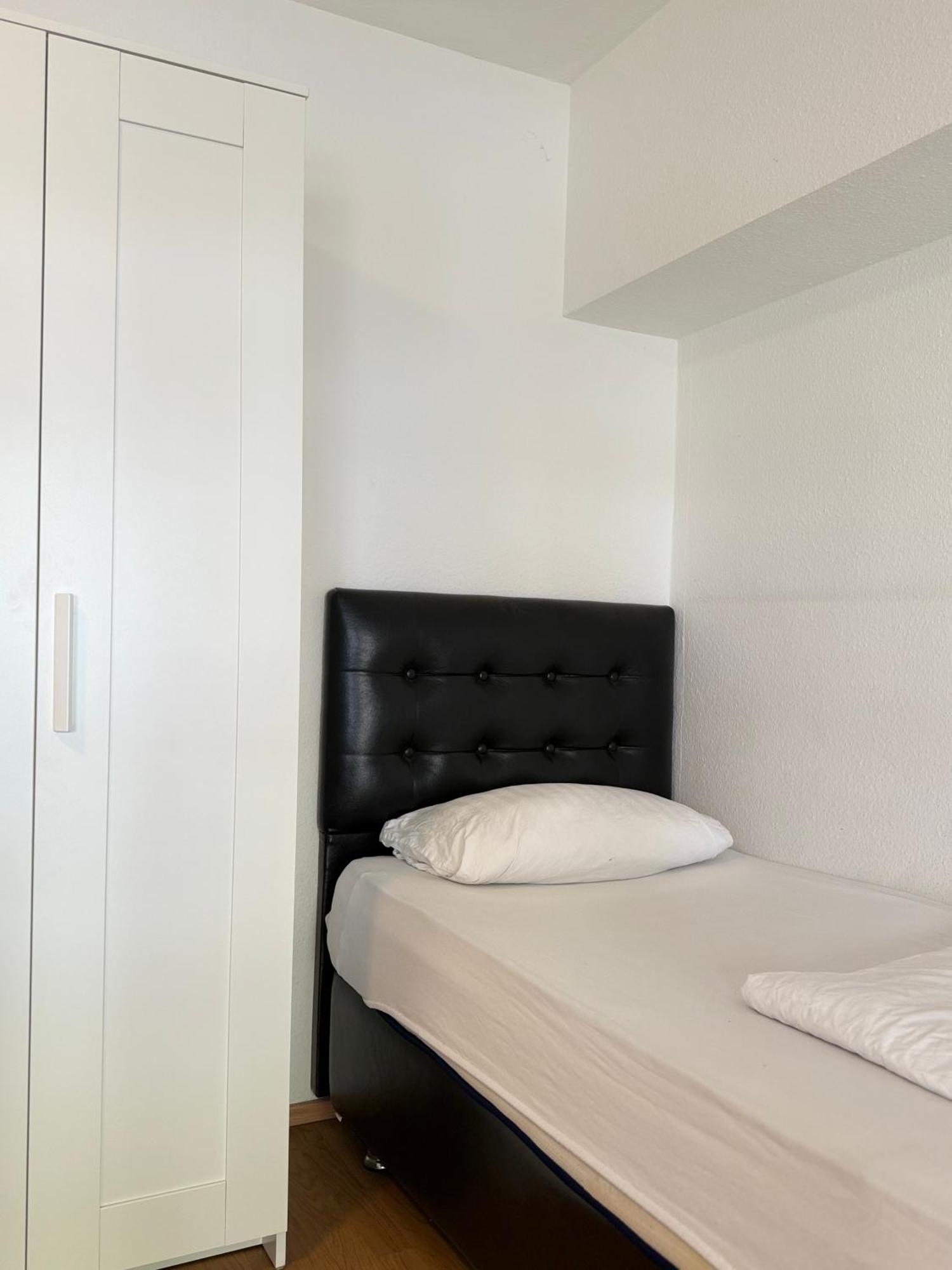 Hotel Garni Emir Cologne Exterior photo