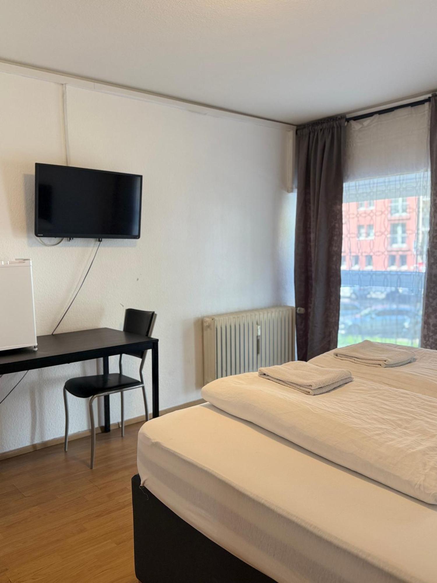 Hotel Garni Emir Cologne Exterior photo