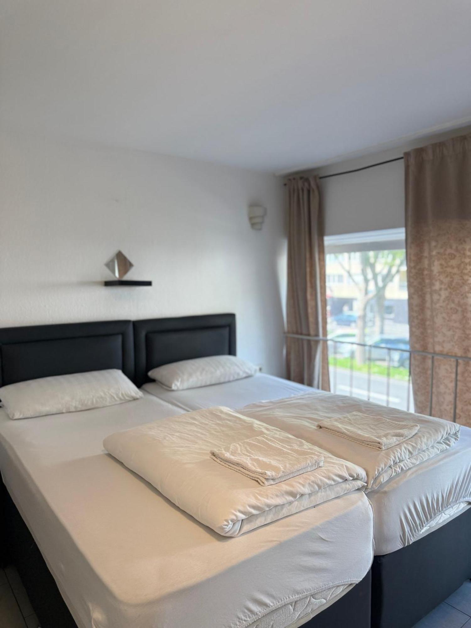 Hotel Garni Emir Cologne Exterior photo